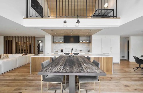 Shawnigan Lake House | Shawnigan Lakefront Estatenn