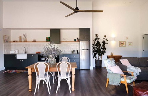 Bombira Villa | Shawwood Barrel Room Luxury Mudgee Farm Accommodation