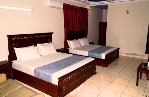 D.H.A. Apartment | Shaygan Resedenica Karachi