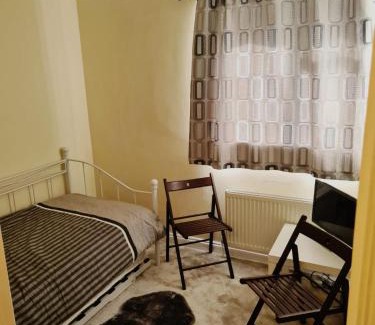 Yiewsley House | Shaz,s House