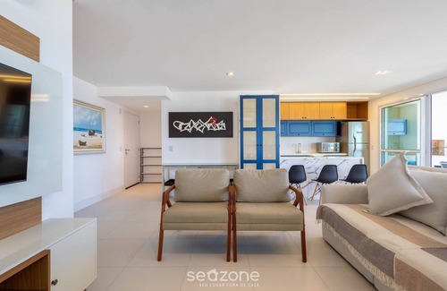 Itacolomi Apartment | SHC - Condominium With Pool 50m From the Beach in Picarras