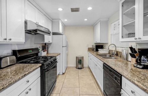 Azusa Apartment | shd-gro-aza724-a-wos-es-2-1