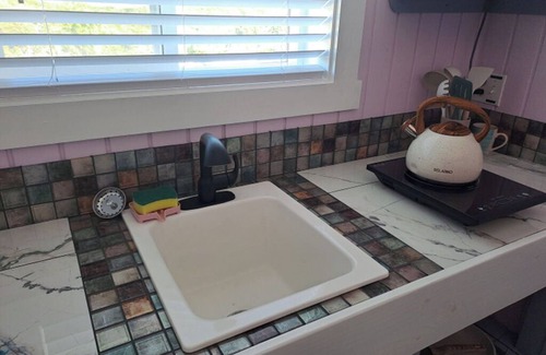 Salt Pond Other | SHE SHACK for Solo Female on Fabulous Long Island