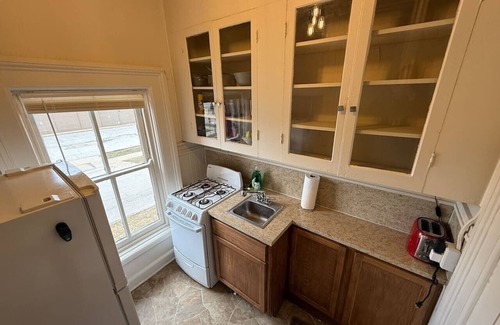 Bay City Apartment | Shearer Historical House #4