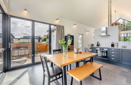 Bamburgh Cottage | Shearwater Lodge