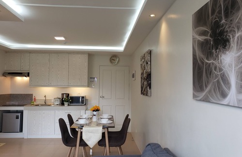 Dumaguete Condo | Sheena's place at Marina Spatial - Dumaguete City