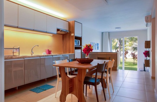 Tamandare Apartment | SHEEP EXPERIENCE! Comfort and feet in the sand on the most beautiful beach!