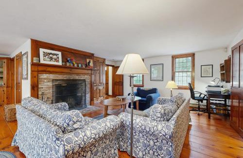 Brewster House | Sheep Pond Bow House