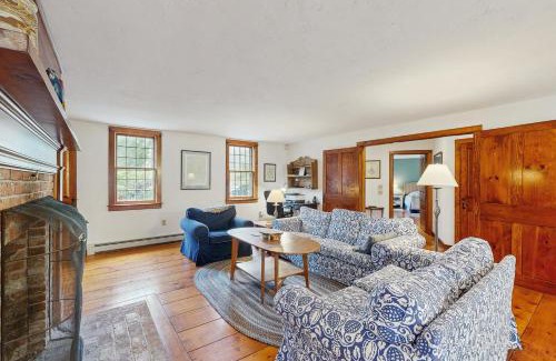Brewster House | Sheep Pond Bow House
