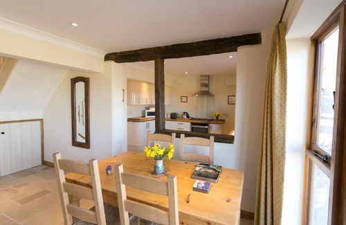 Snowshill Village House | Sheepscombe Byre, sleeps 4 guests. This property boasts stunning views.