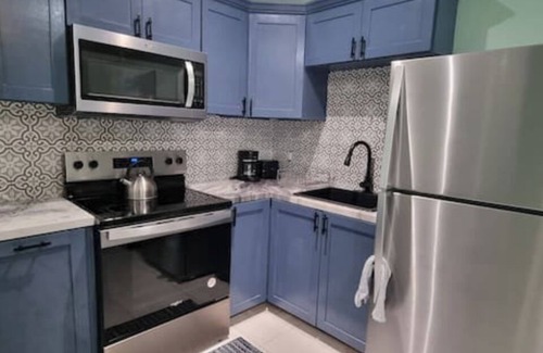 George Town Apartment | Sheer Bliss Apt 5