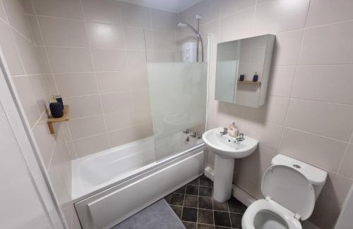 Mosborough Apartment | Sheffield Edge Hideaway