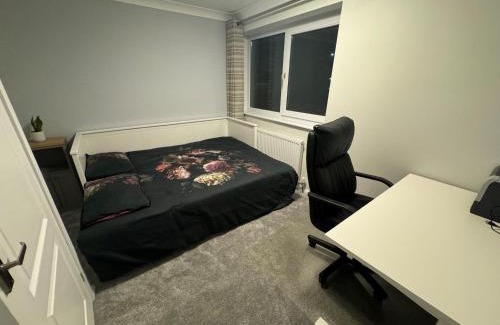 Mosborough Apartment | Sheffield Edge Hideaway