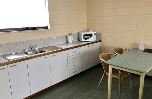 Sheffield Hotel | Sheffield Motor Inn