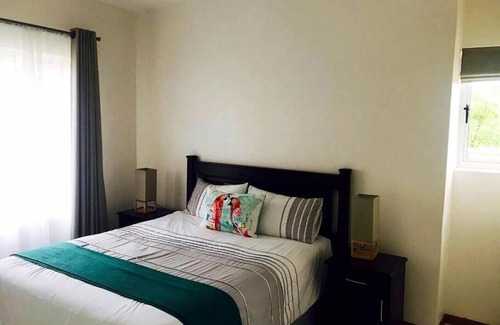 Umhlali Apartment | Sheffield Suite 1