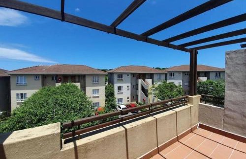 Umhlali Apartment | Sheffield Suite 3