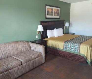Jeffersonville Hotel | Shelaine Inn