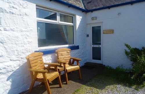 Sandyhills Cottage | Shelduck Cottage - a cottage that sleeps 4 guests in 2 bedrooms