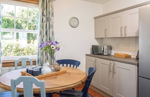 Newton Stewart Cottage | Shell Cottage - UK45433