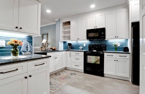 Holmes Beach Condo | Shell Game: Playa Encantada - Beachfront Community Steps to the Beach