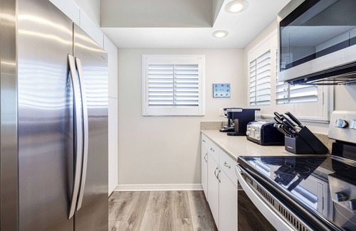 Sanibel Condo | Shell Island Beach Club 7C, Gulf Front Condo on Quiet East End