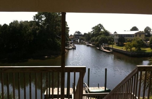 Crawfordville House | Shell Point Beach book now for spring & summer