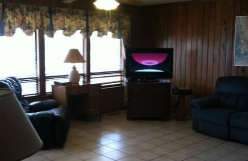 Crawfordville House | Shell Point Beach book now for spring & summer