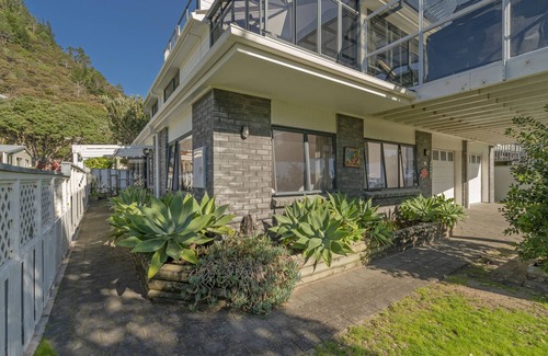 Pauanui Cottage | Shell Seekers - Pauanui Downstairs Holiday Unit