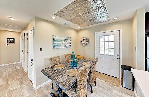 Key Allegro House | Shell Wreath