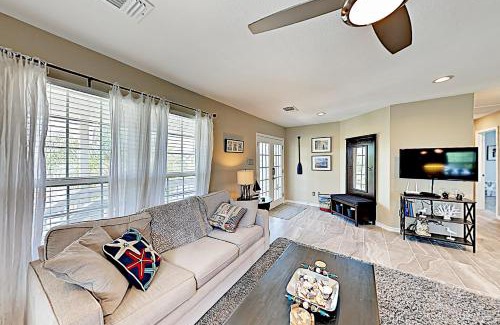 Key Allegro House | Shell Wreath