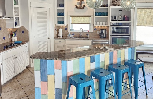 Sand Point House | Shell Yeah! Beach View Family Retreat w/ Private Bathrooms, Pool, Boardwalk.