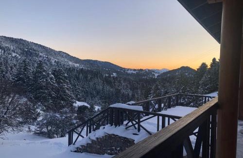 Kalavrita Ski Chalet | Shelter