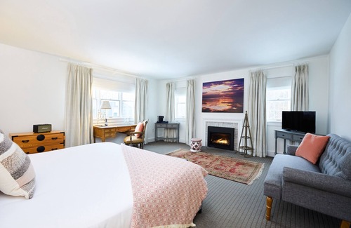 Haversham Hotel | Shelter Harbor Inn