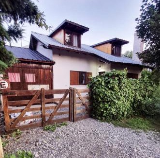 El Bolson House | Shelter Patagonia Hostal
