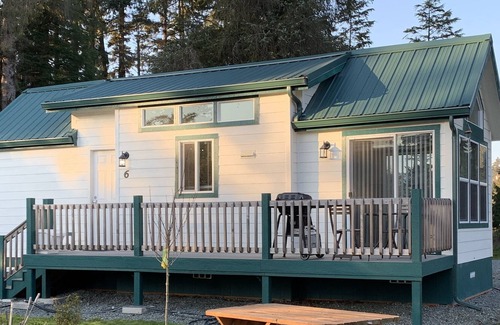 Bay City Cabin | Sheltered Nook Tiny Homes on Tillamook Bay