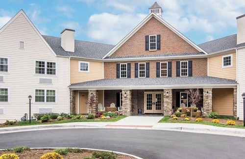 Gordonsville Condo | Shenandoah Crossing 2BR Suite Friday Check-In