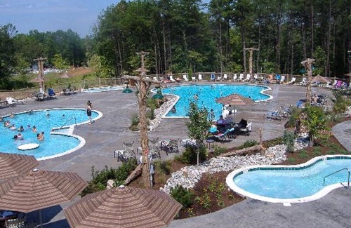 Gordonsville Cabin | Shenandoah Crossing 2 bdrm cabin sleeps 6 New Years Eve weekend 12/28-12/31/18