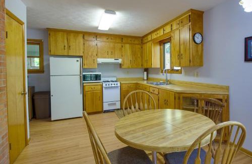 Elkton House | Shenandoah National Park Cabin with Patio!
