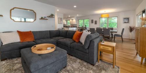 Goshen House | Shenandoah Retreat - Family Home