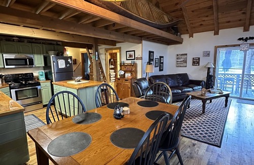 Luray Cabin | Shenandoah Shores Waterfront Log Cabin