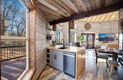 Stanley RV Rental | Shenandoah Yurt: Hot Tub~Wood Stove~WiFi~EVcharger