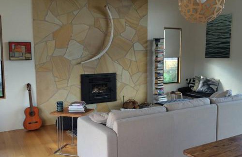 Falmouth House | Sheoakes Beach House- East Coast Tas