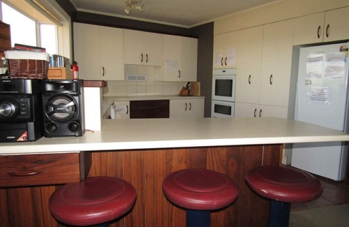 Waipahihi House | Shepherd House - Large home with Hot Pool and Wi-Fi