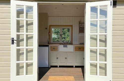 Lickfold House | Shepherd Hut 1