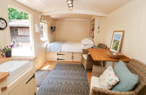 Castleton House | Shepherd's Hut