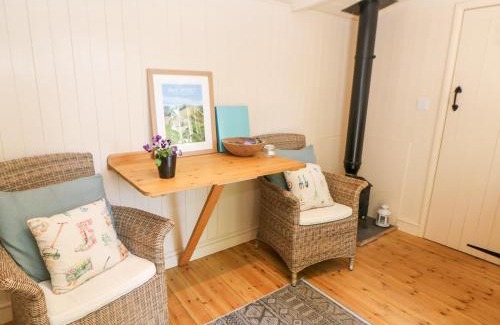 Castleton House | Shepherd's Hut