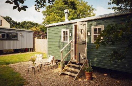 Nolton House | Shepherd's Hut - Jasmine