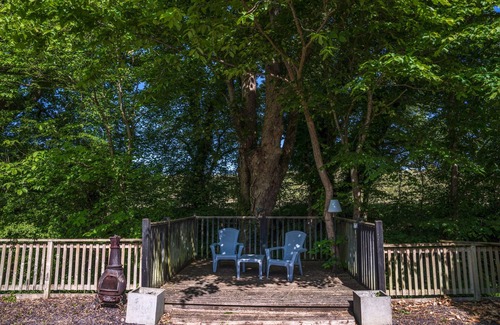 Carlisle Cottage | Shepherd's hut with hot tub in its own secluded garden