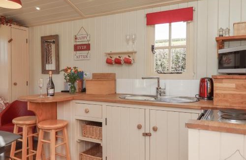 Crediton House | Shepherds Bliss