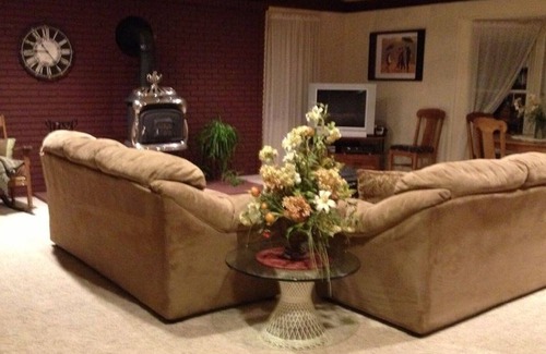 Tuolumne House | Shepherds Hill... A Place To Relax, Revive, Restore